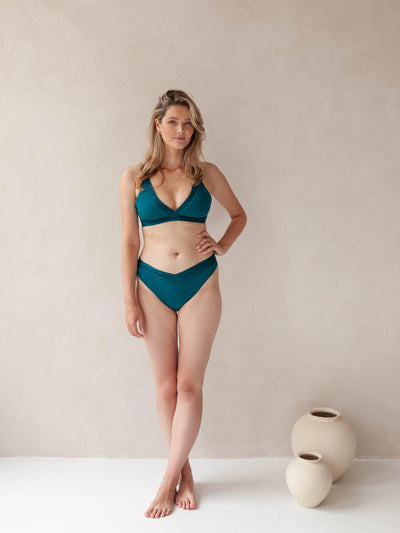 Bikini top Plunge V-neck and V-Shape bottom in green with rib fabric and embroidery, woman front